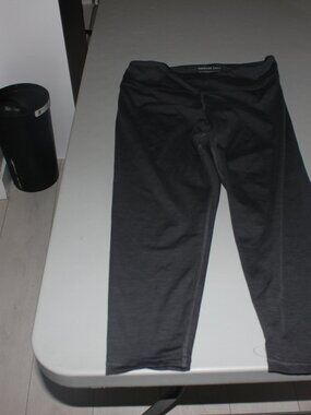 Grey American Eagle Leggings Size Large